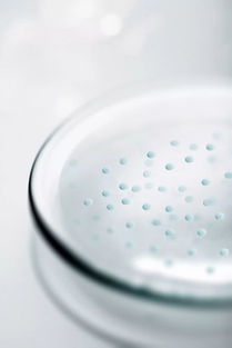 每到夏天就嫌乳液面霜厚重 可能是因為你選錯了產品